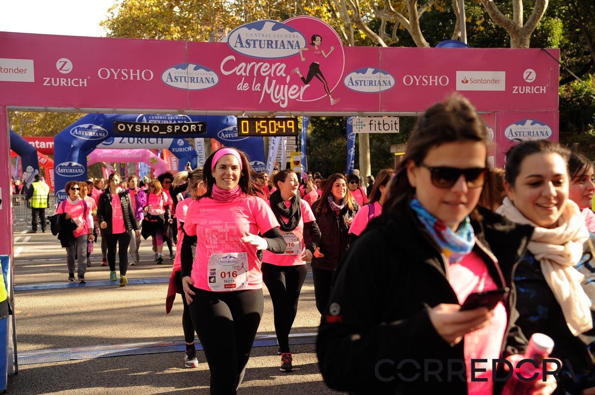 Llegada de la Carrera de la Mujer de Barcelona (ARCO DERECHO 102)