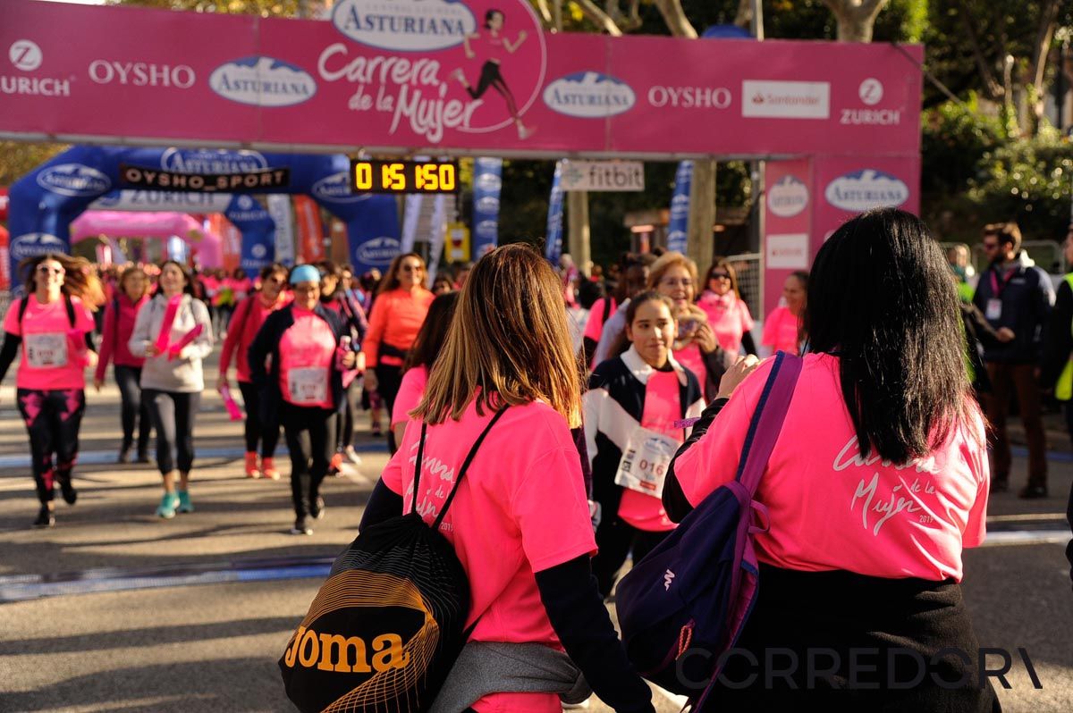 Llegada de la Carrera de la Mujer de Barcelona (ARCO DERECHO 104)