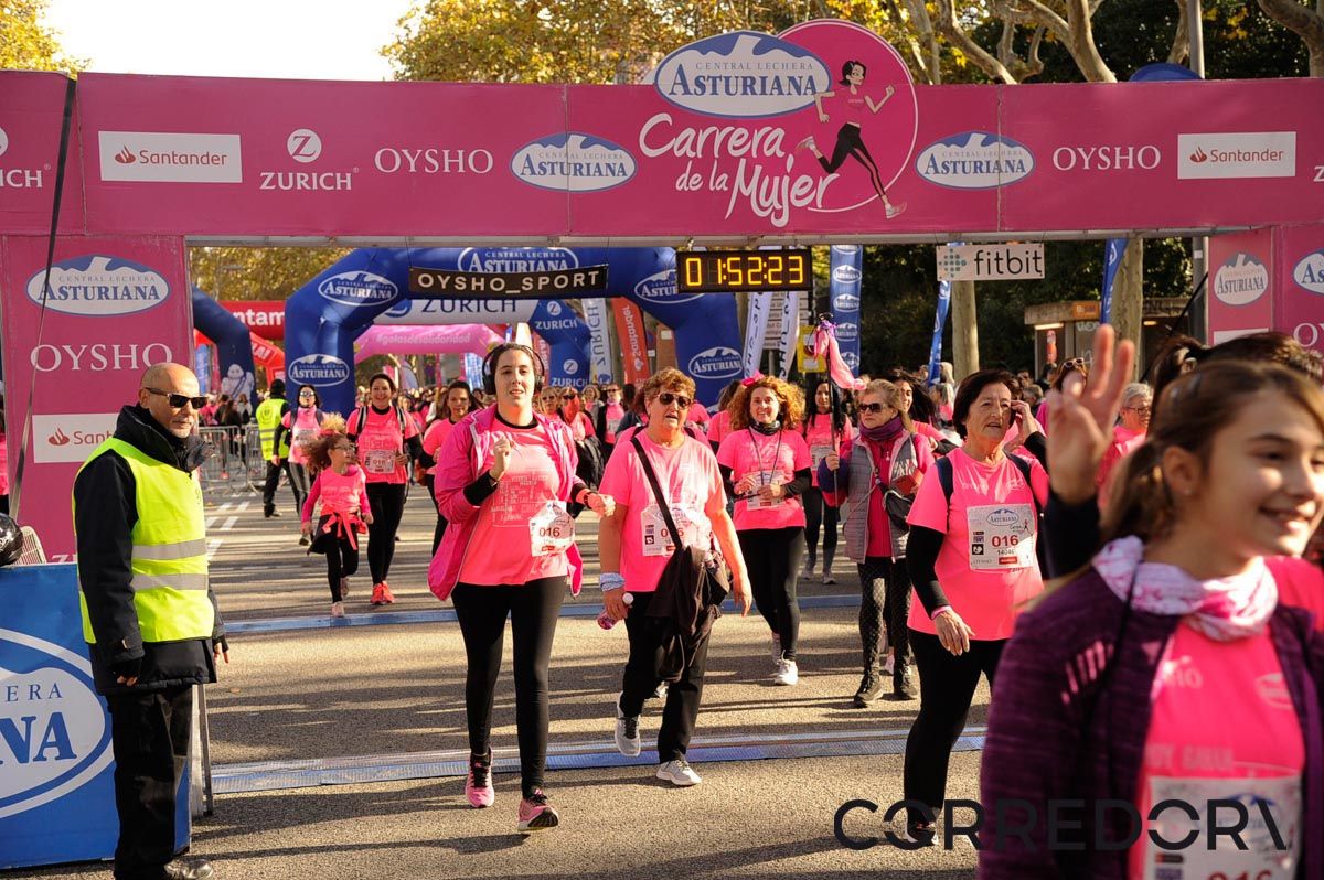 Llegada de la Carrera de la Mujer de Barcelona (ARCO DERECHO 104)