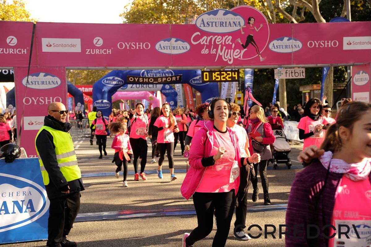 Llegada de la Carrera de la Mujer de Barcelona (ARCO DERECHO 104)