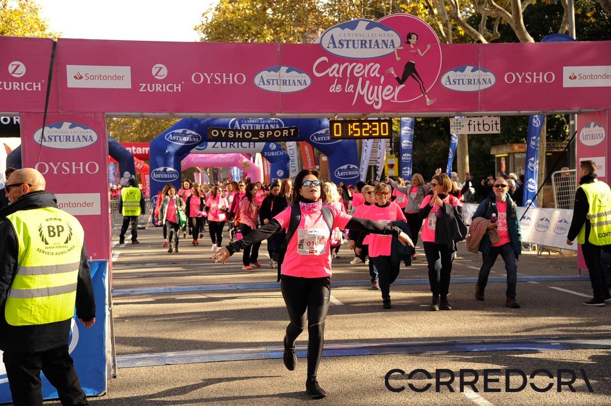 Llegada de la Carrera de la Mujer de Barcelona (ARCO DERECHO 105)