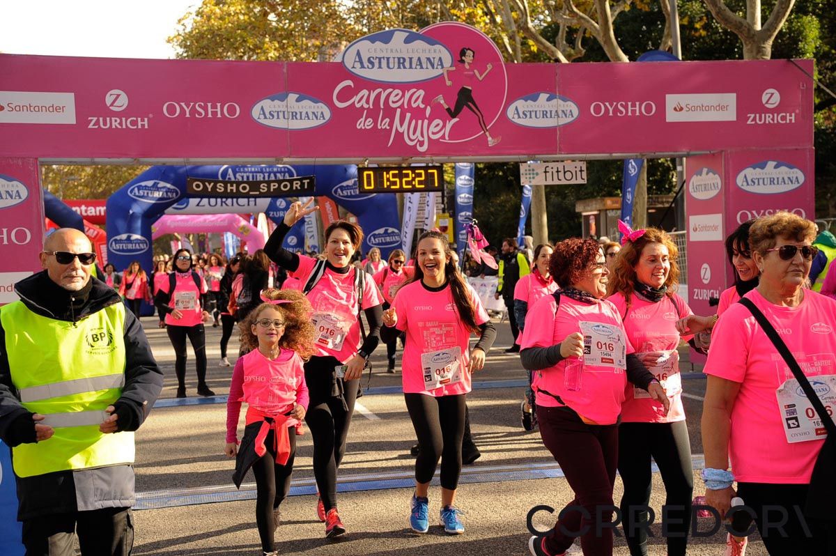 Llegada de la Carrera de la Mujer de Barcelona (ARCO DERECHO 105)