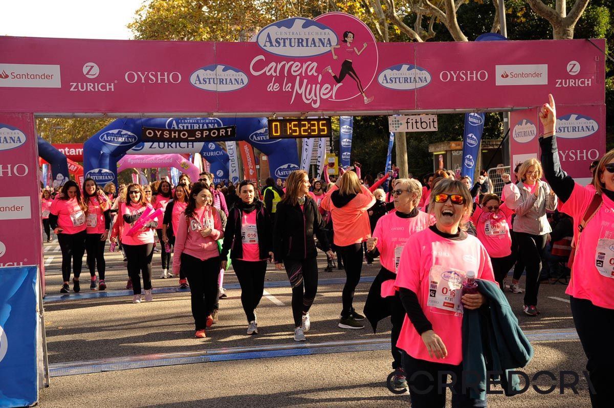 Llegada de la Carrera de la Mujer de Barcelona (ARCO DERECHO 105)