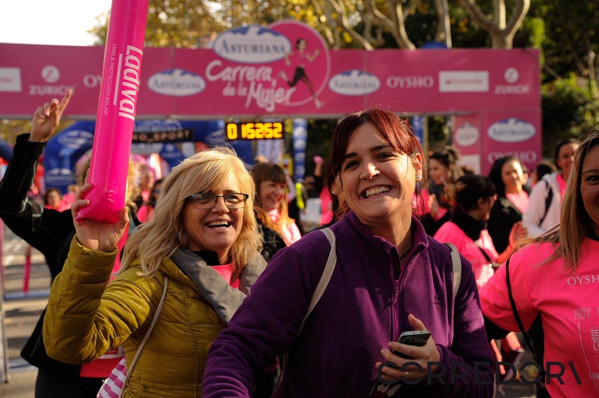 Llegada de la Carrera de la Mujer de Barcelona (ARCO DERECHO 105)
