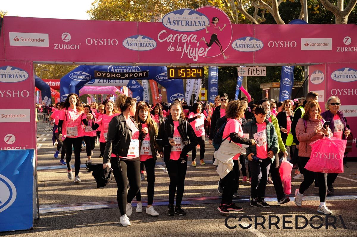 Llegada de la Carrera de la Mujer de Barcelona (ARCO DERECHO 106)