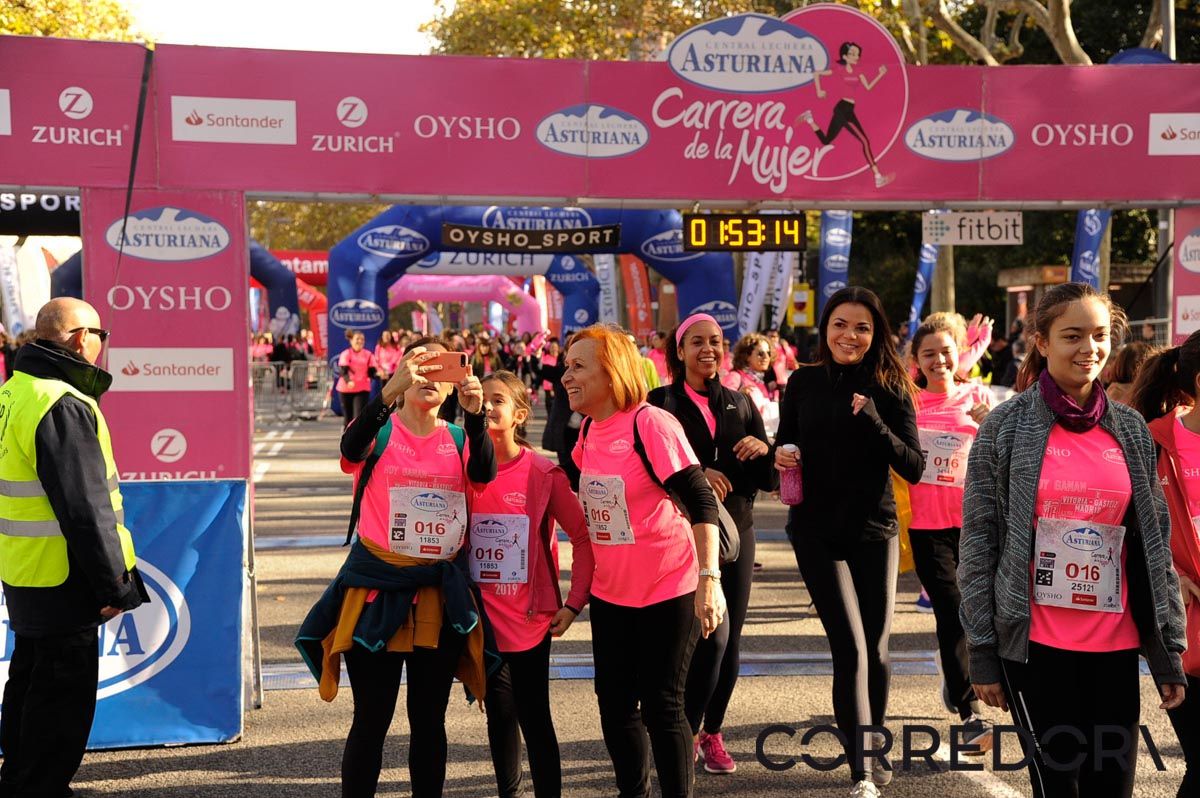 Llegada de la Carrera de la Mujer de Barcelona (ARCO DERECHO 106)