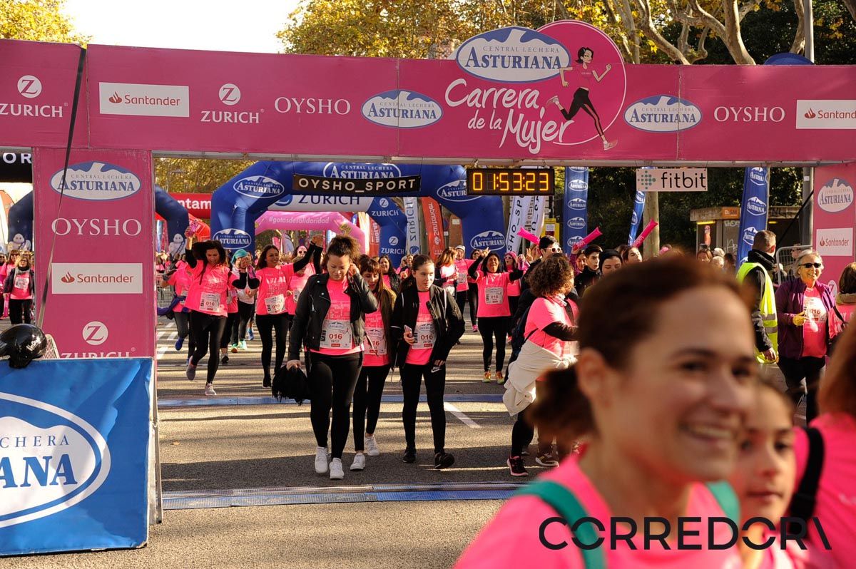 Llegada de la Carrera de la Mujer de Barcelona (ARCO DERECHO 106)
