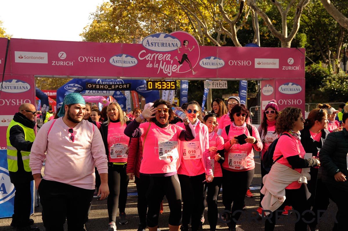 Llegada de la Carrera de la Mujer de Barcelona (ARCO DERECHO 107)