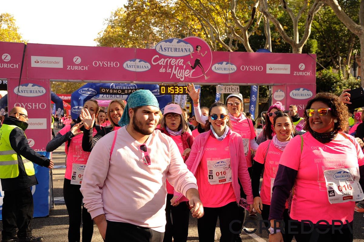 Llegada de la Carrera de la Mujer de Barcelona (ARCO DERECHO 107)