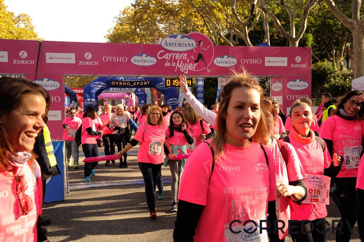 Llegada de la Carrera de la Mujer de Barcelona (ARCO DERECHO 107)