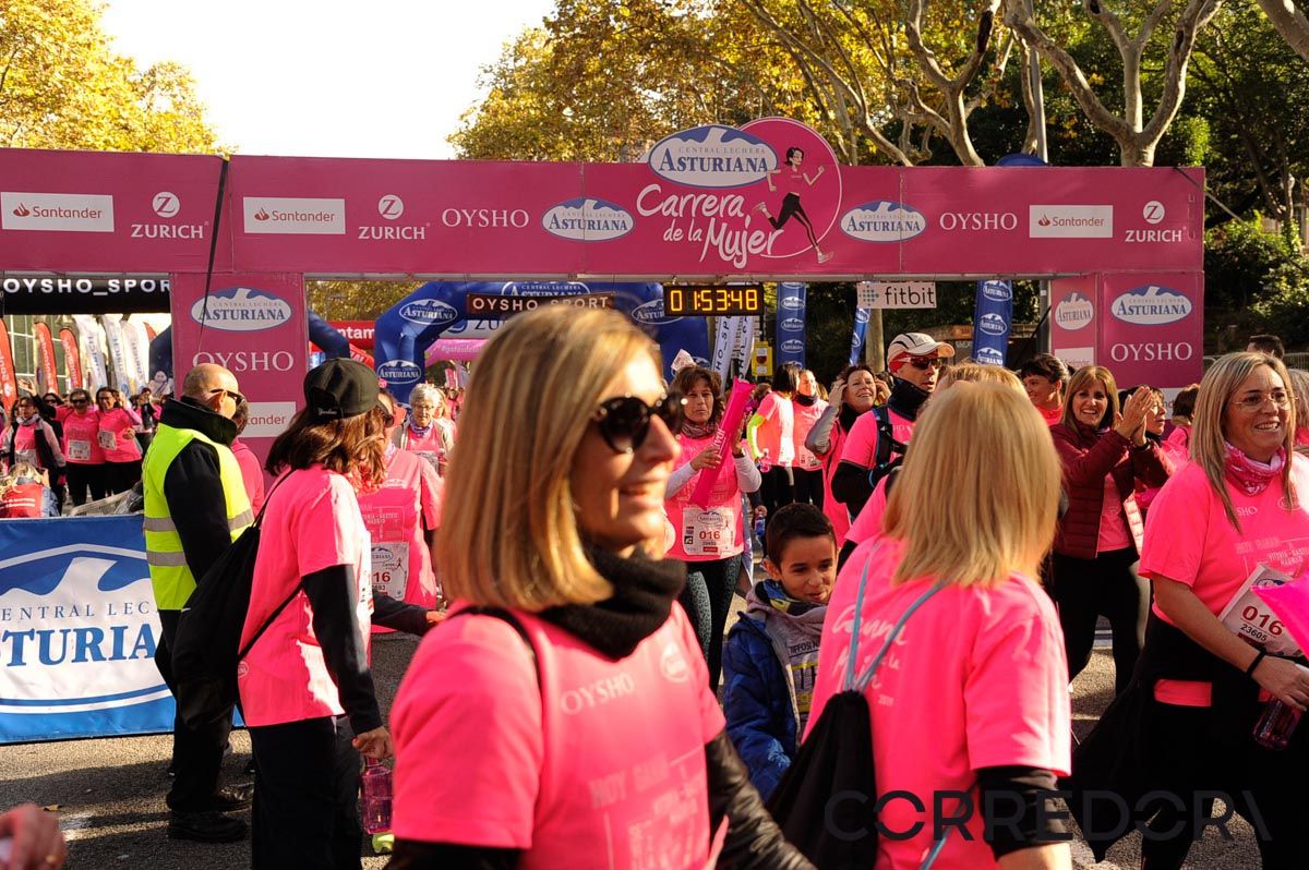 Llegada de la Carrera de la Mujer de Barcelona (ARCO DERECHO 107)
