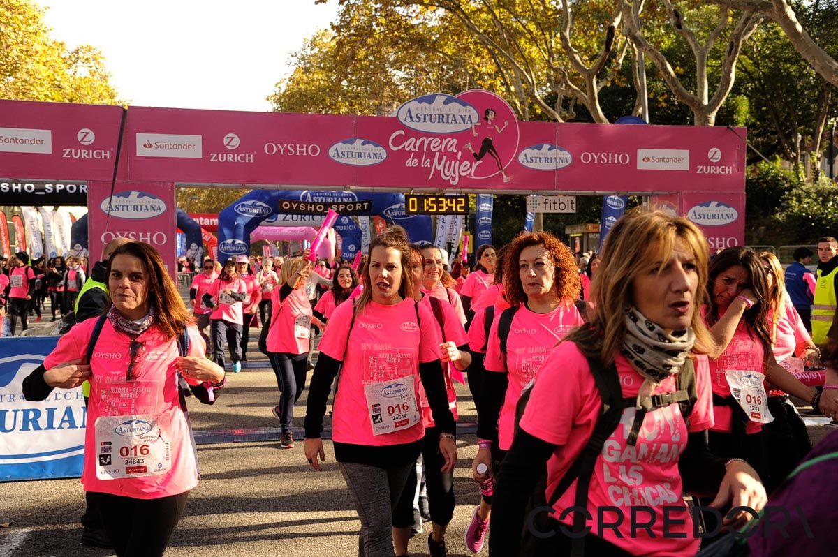 Llegada de la Carrera de la Mujer de Barcelona (ARCO DERECHO 107)