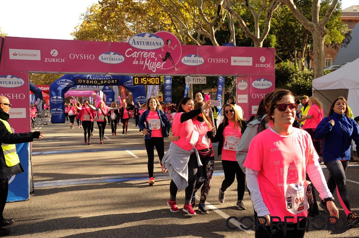 Llegada de la Carrera de la Mujer de Barcelona (ARCO DERECHO 108)