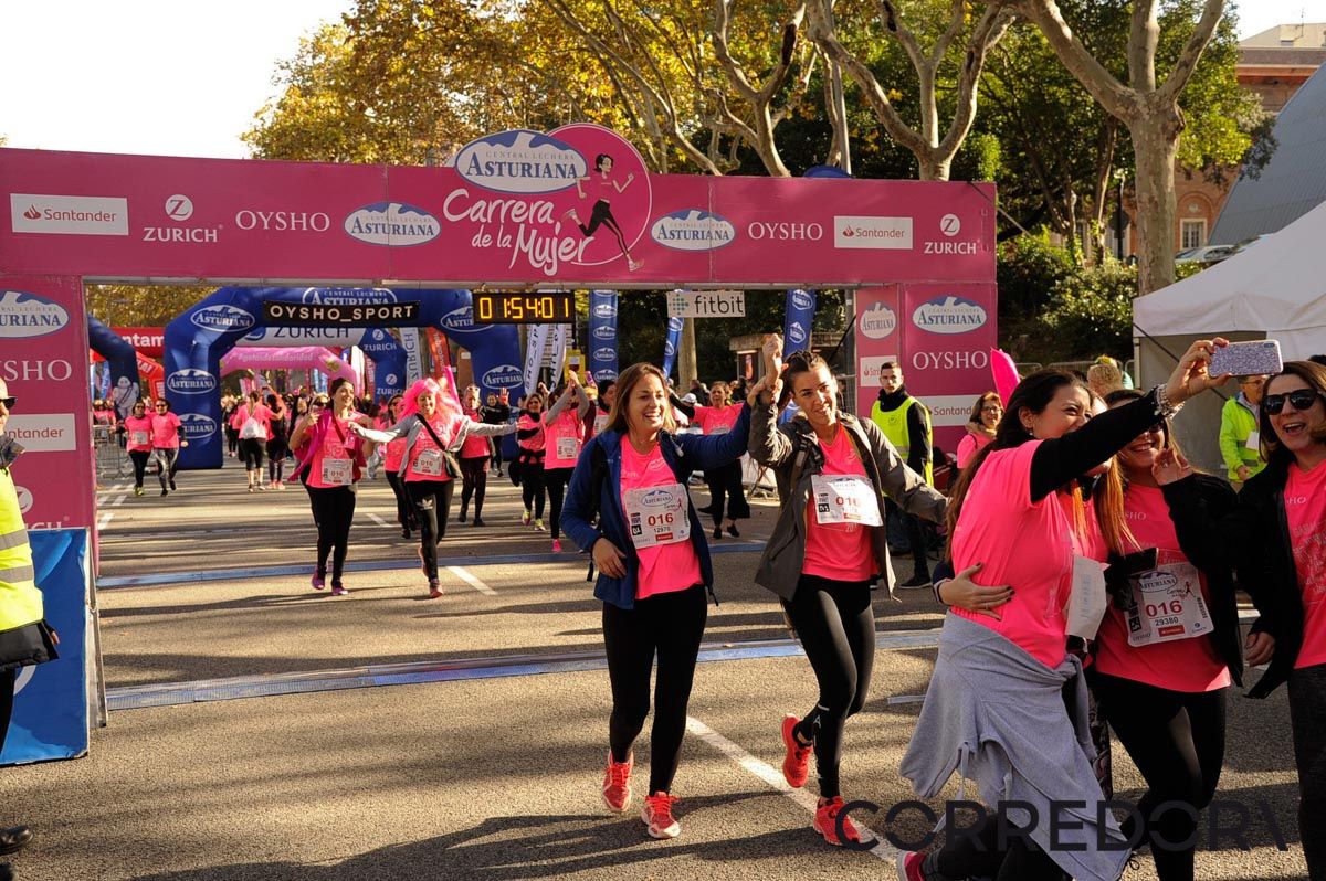 Llegada de la Carrera de la Mujer de Barcelona (ARCO DERECHO 108)