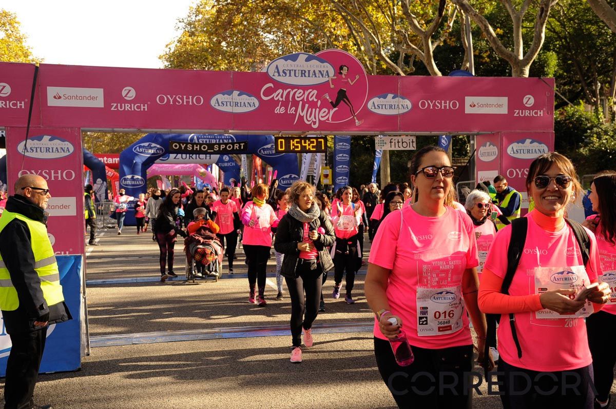 Llegada de la Carrera de la Mujer de Barcelona (ARCO DERECHO 109)