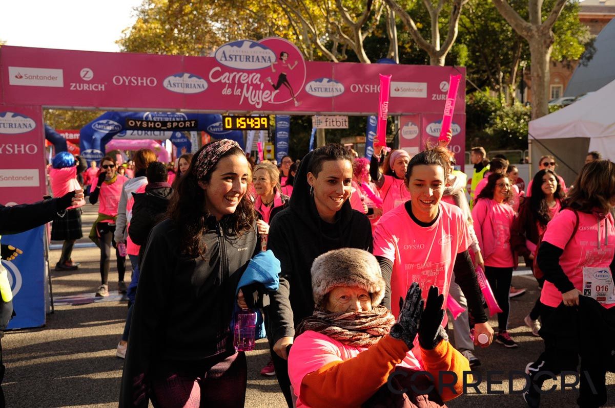Llegada de la Carrera de la Mujer de Barcelona (ARCO DERECHO 109)