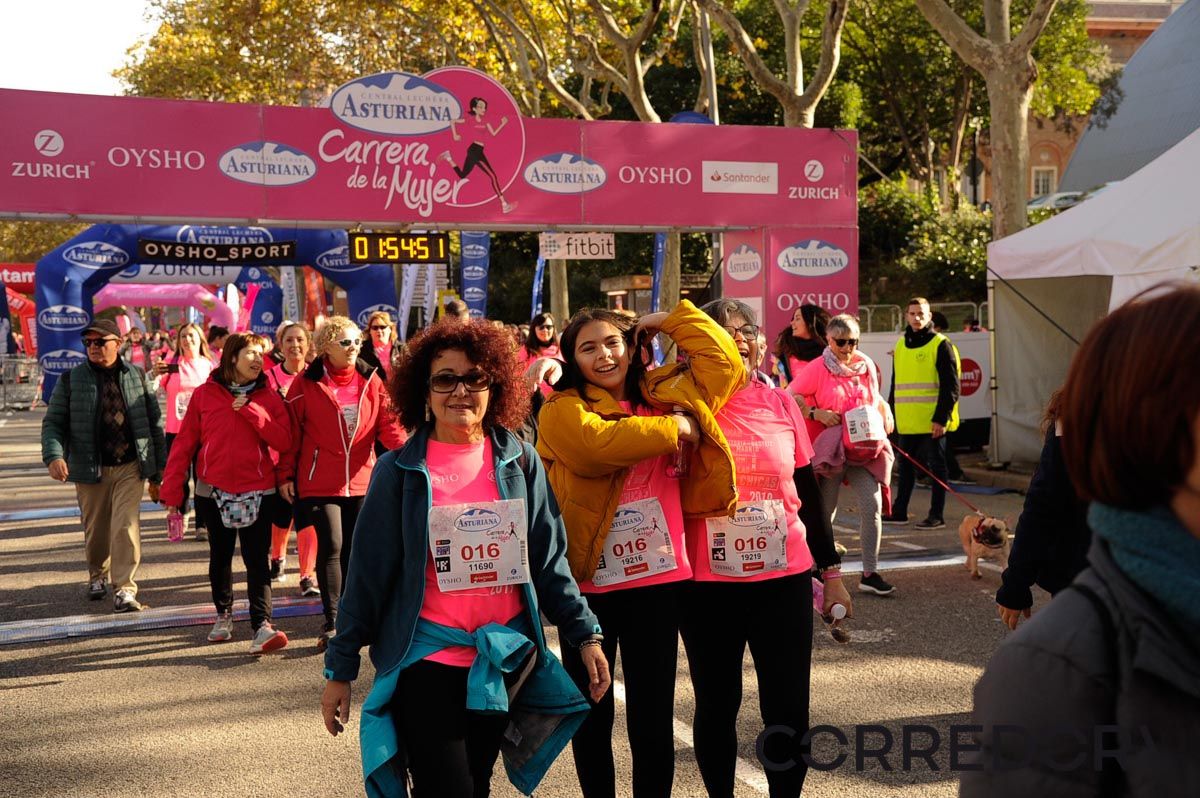 Llegada de la Carrera de la Mujer de Barcelona (ARCO DERECHO 110)