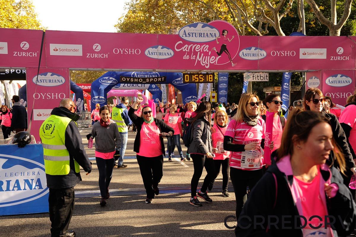 Llegada de la Carrera de la Mujer de Barcelona (ARCO DERECHO 110)