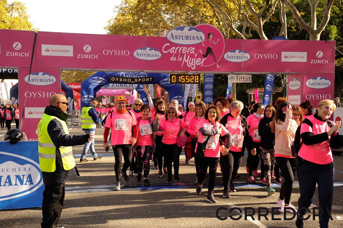 Llegada de la Carrera de la Mujer de Barcelona (ARCO DERECHO 111)