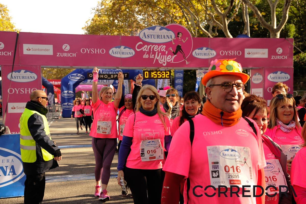 Llegada de la Carrera de la Mujer de Barcelona (ARCO DERECHO 111)