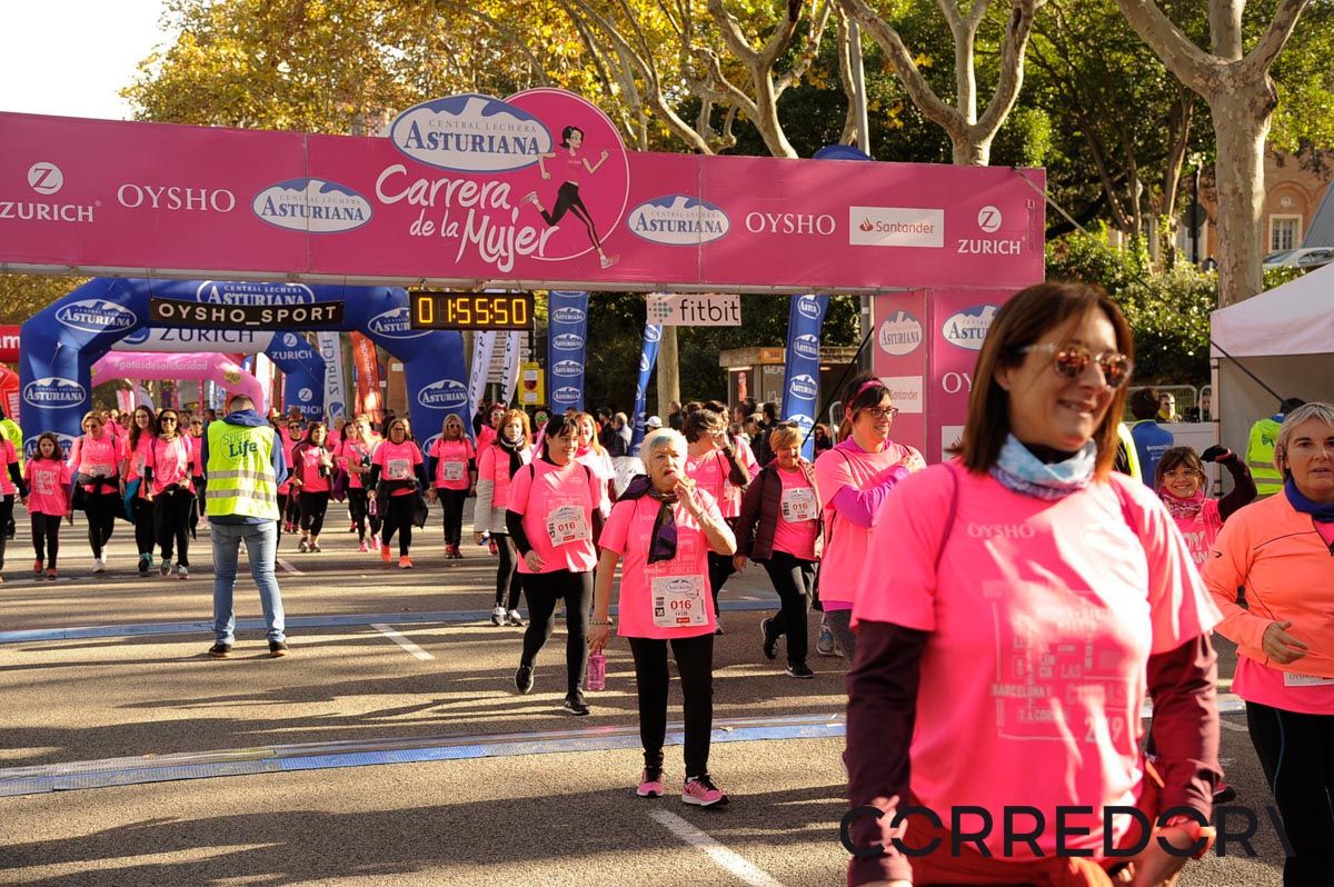 Llegada de la Carrera de la Mujer de Barcelona (ARCO DERECHO 111)