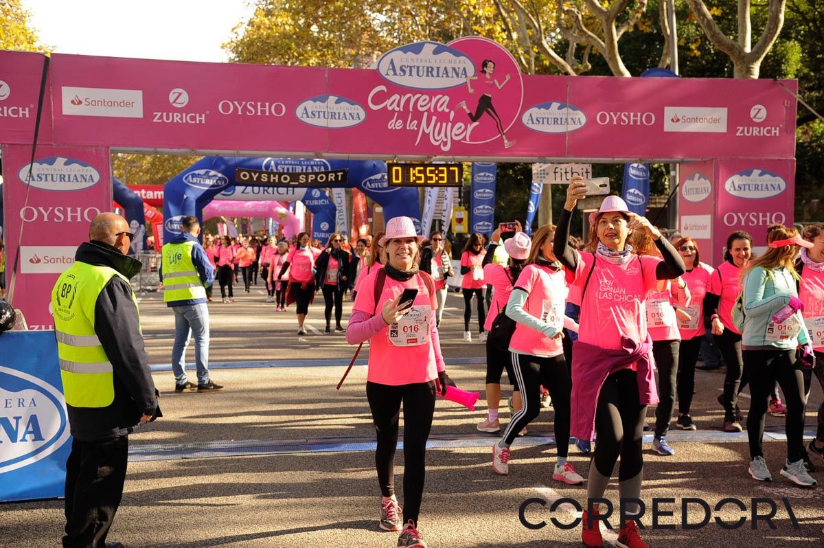 Llegada de la Carrera de la Mujer de Barcelona (ARCO DERECHO 111)