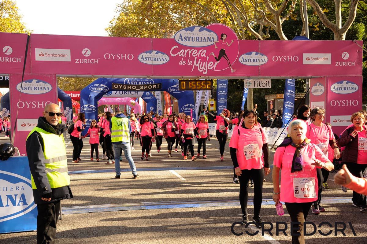 Llegada de la Carrera de la Mujer de Barcelona (ARCO DERECHO 111)