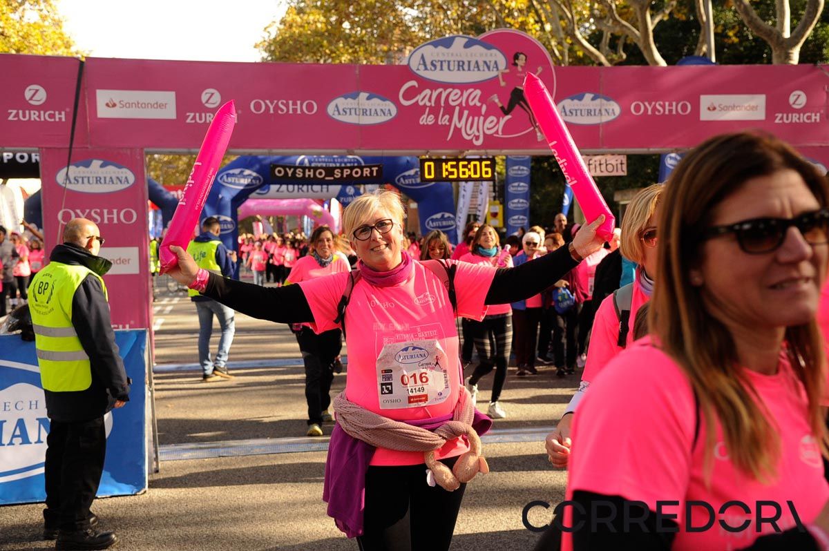 Llegada de la Carrera de la Mujer de Barcelona (ARCO DERECHO 111)
