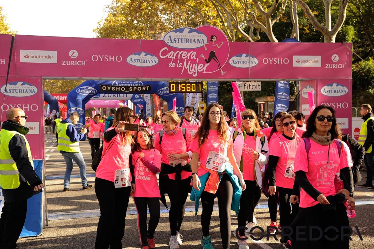 Llegada de la Carrera de la Mujer de Barcelona (ARCO DERECHO 111)