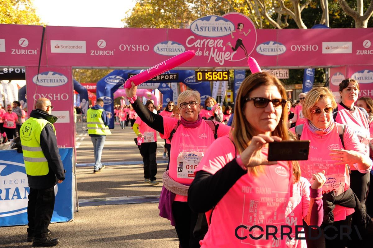 Llegada de la Carrera de la Mujer de Barcelona (ARCO DERECHO 111)