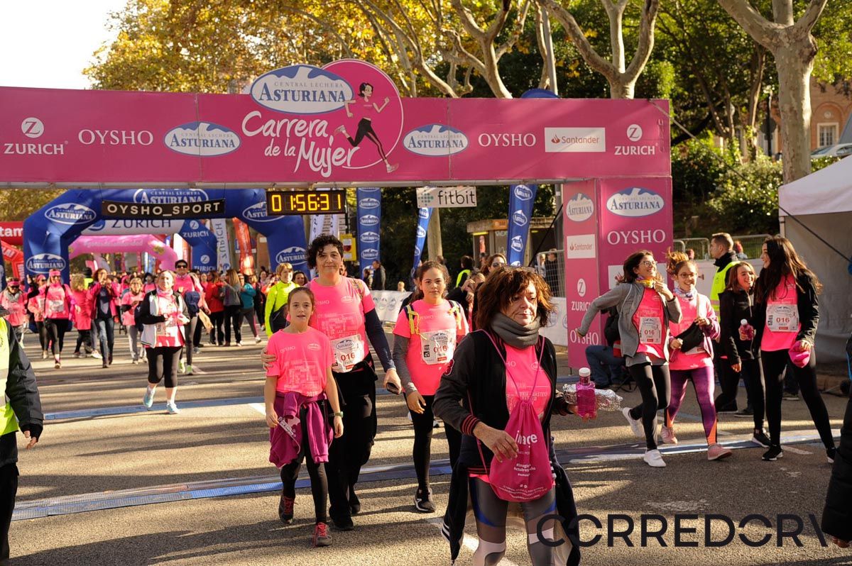 Llegada de la Carrera de la Mujer de Barcelona (ARCO DERECHO 112)
