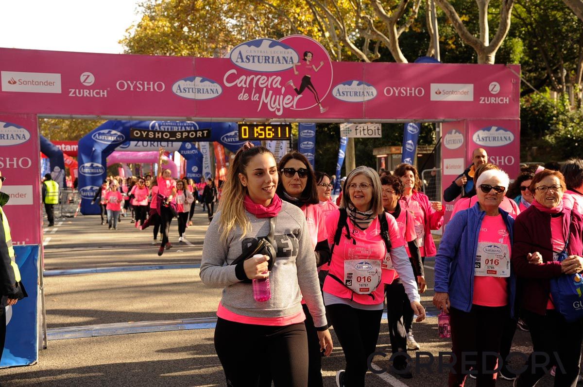 Llegada de la Carrera de la Mujer de Barcelona (ARCO DERECHO 112)