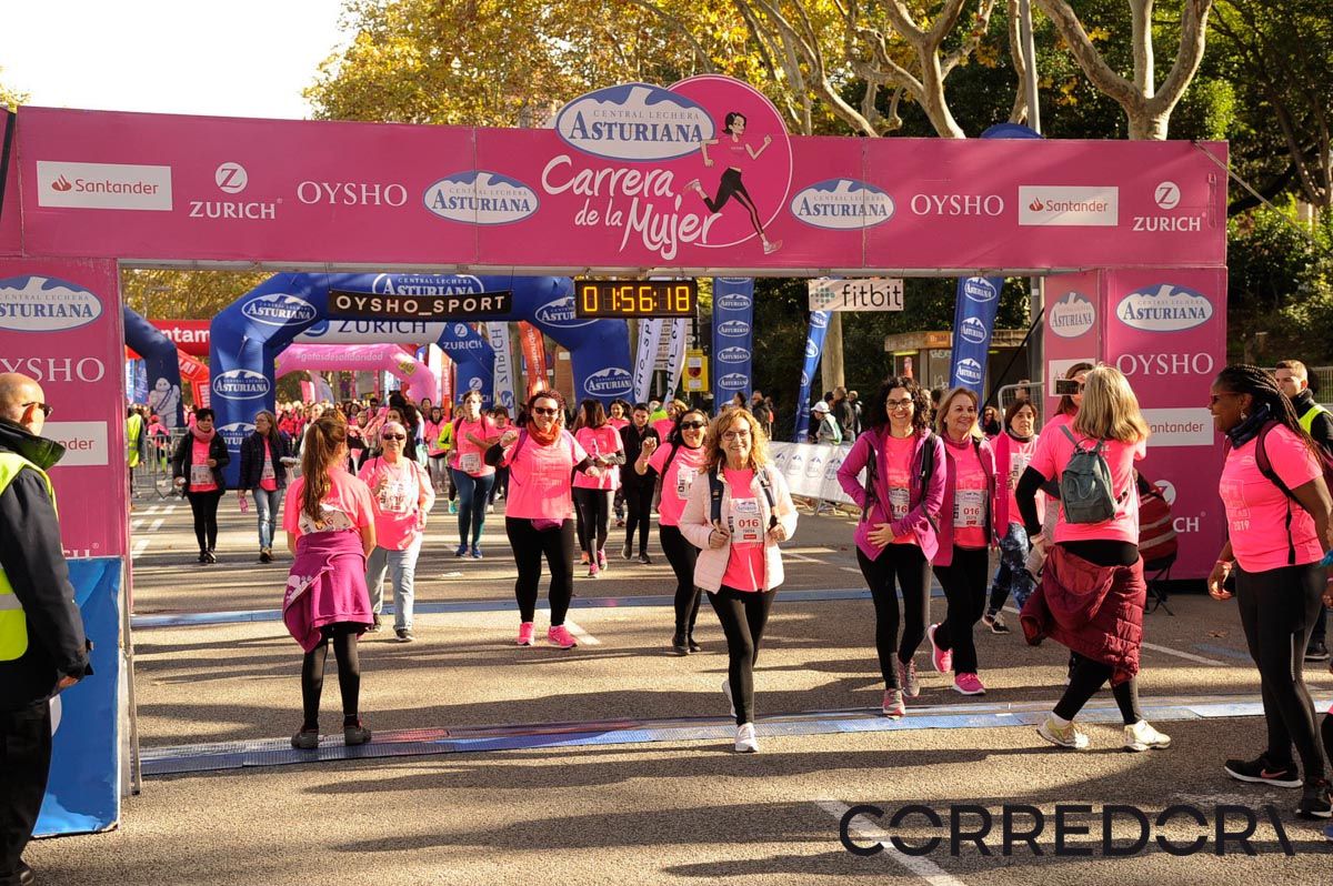 Llegada de la Carrera de la Mujer de Barcelona (ARCO DERECHO 112)