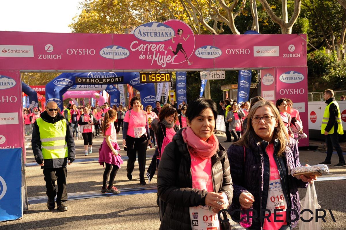 Llegada de la Carrera de la Mujer de Barcelona (ARCO DERECHO 112)