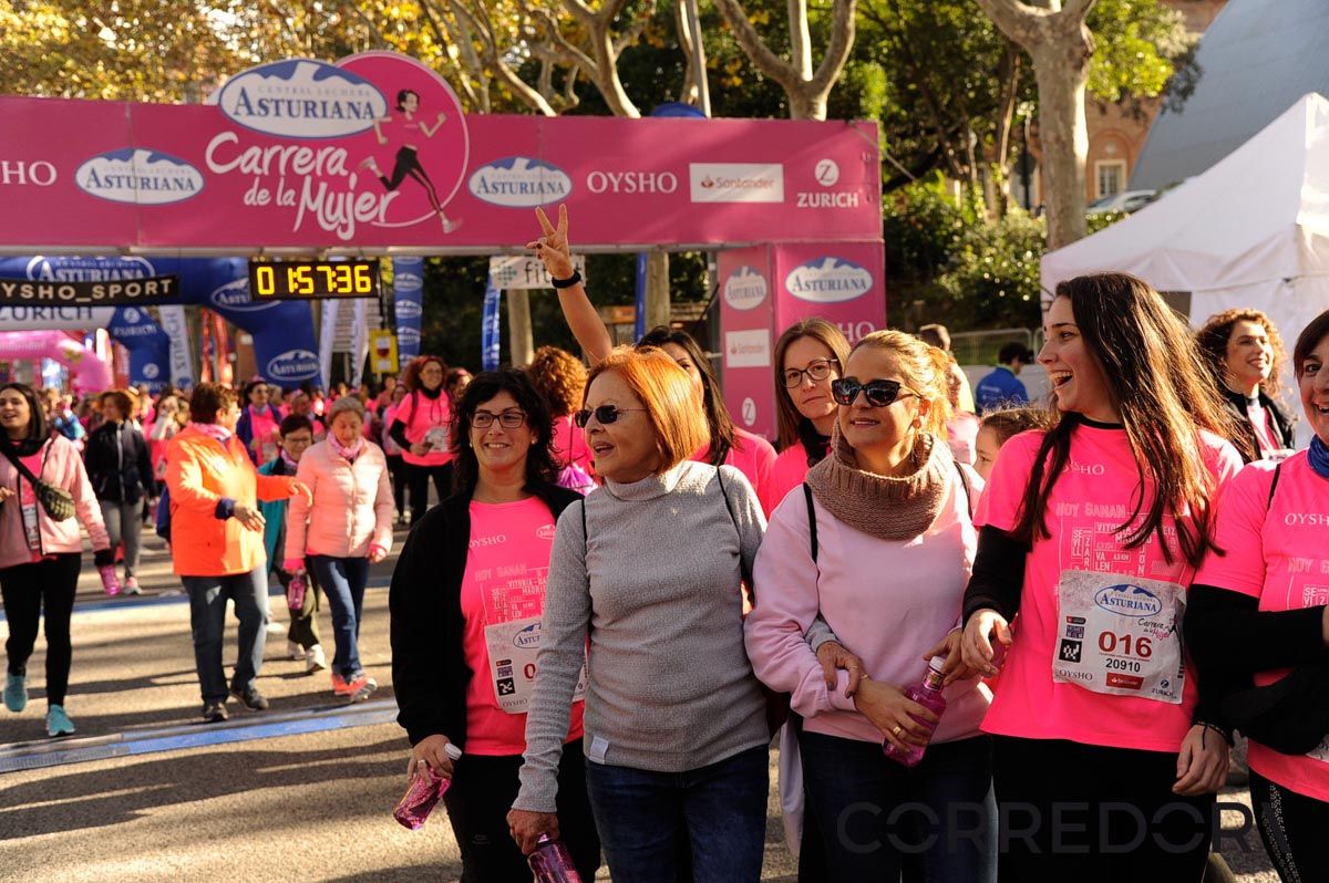 Llegada de la Carrera de la Mujer de Barcelona (ARCO DERECHO 114)
