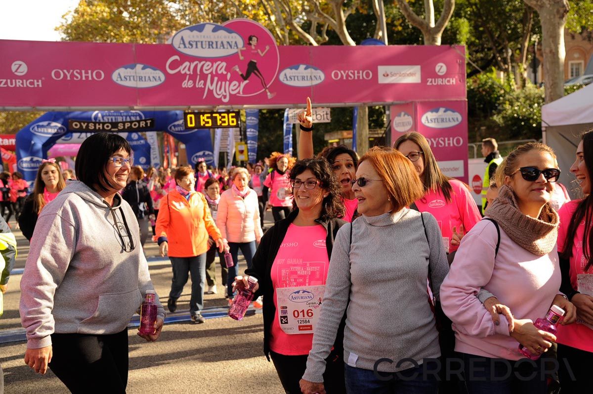 Llegada de la Carrera de la Mujer de Barcelona (ARCO DERECHO 114)