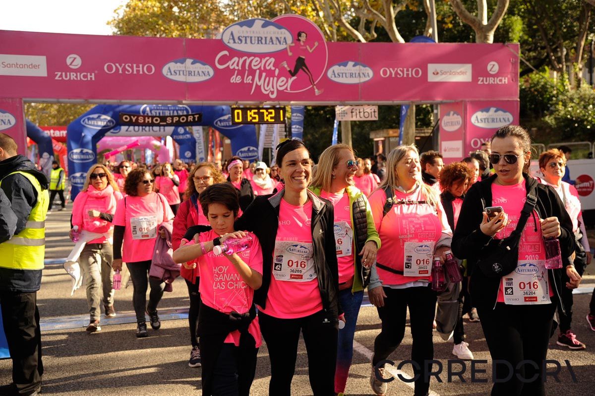 Llegada de la Carrera de la Mujer de Barcelona (ARCO DERECHO 114)