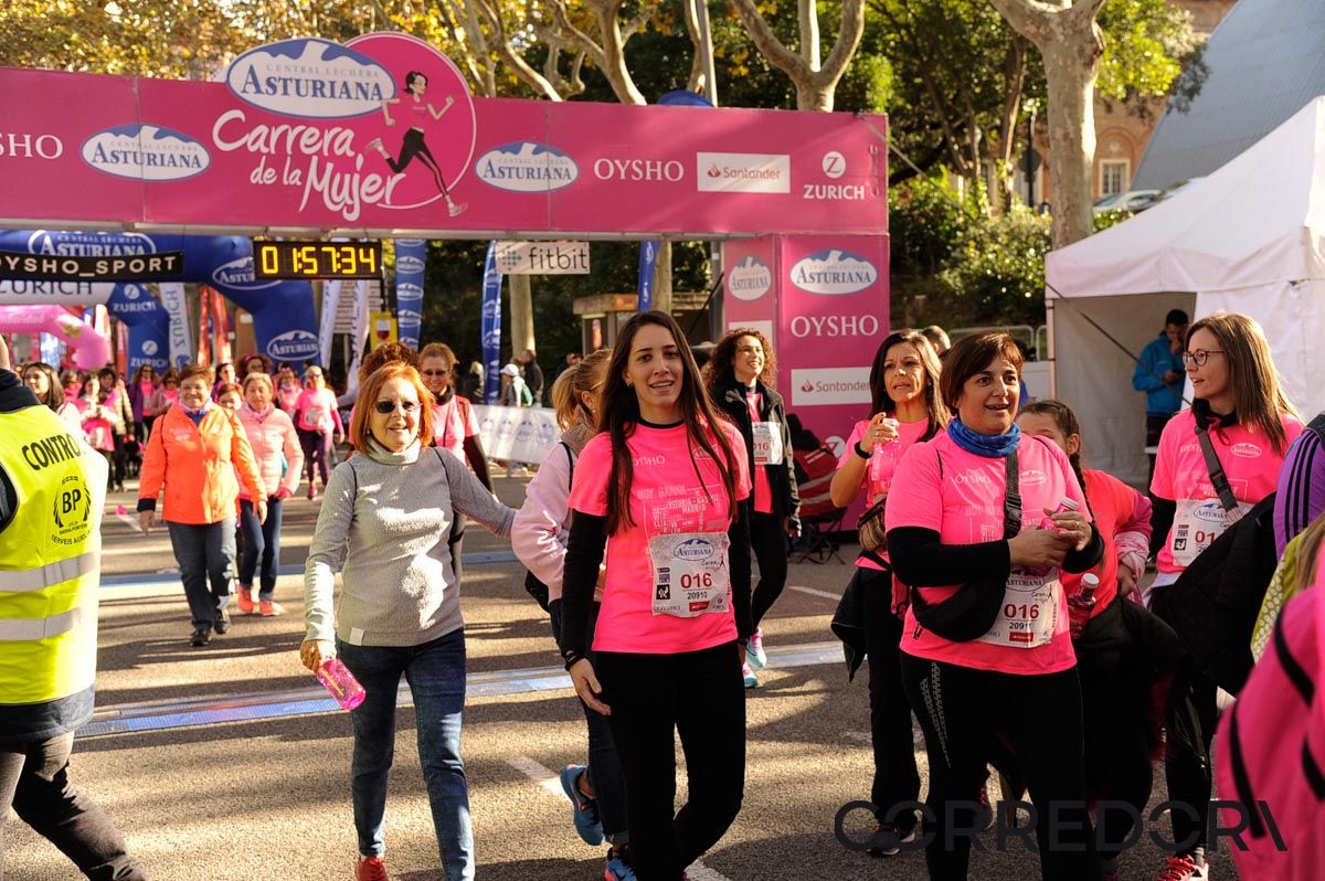 Llegada de la Carrera de la Mujer de Barcelona (ARCO DERECHO 114)