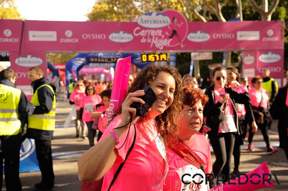 Llegada de la Carrera de la Mujer de Barcelona (ARCO DERECHO 114)