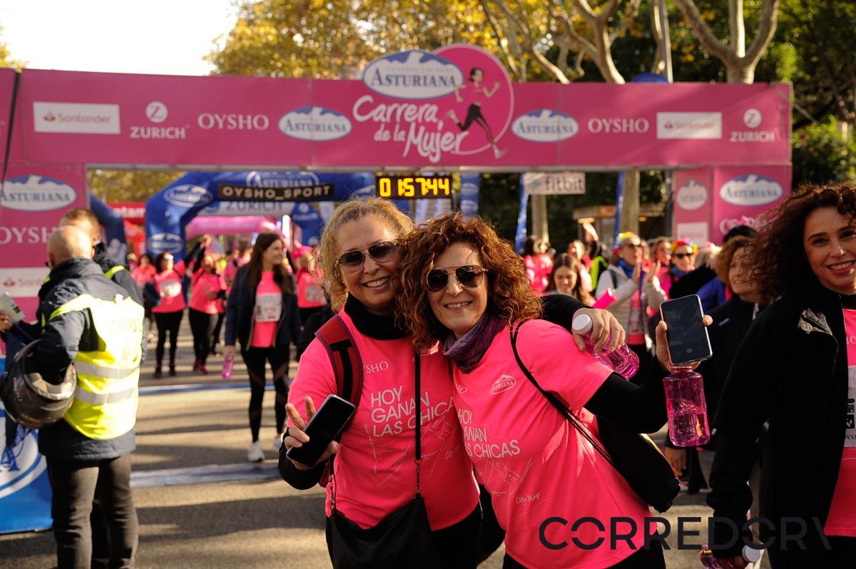 Llegada de la Carrera de la Mujer de Barcelona (ARCO DERECHO 114)