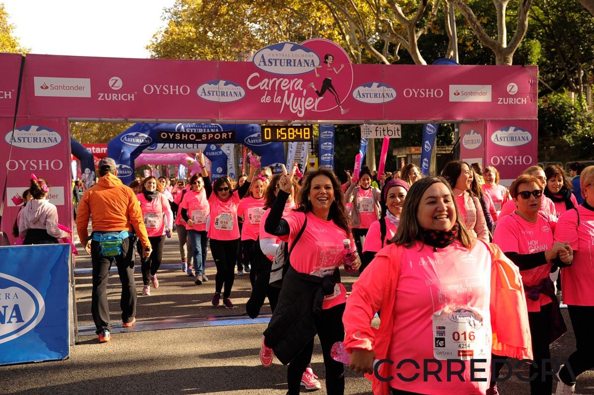Llegada de la Carrera de la Mujer de Barcelona (ARCO DERECHO 116)