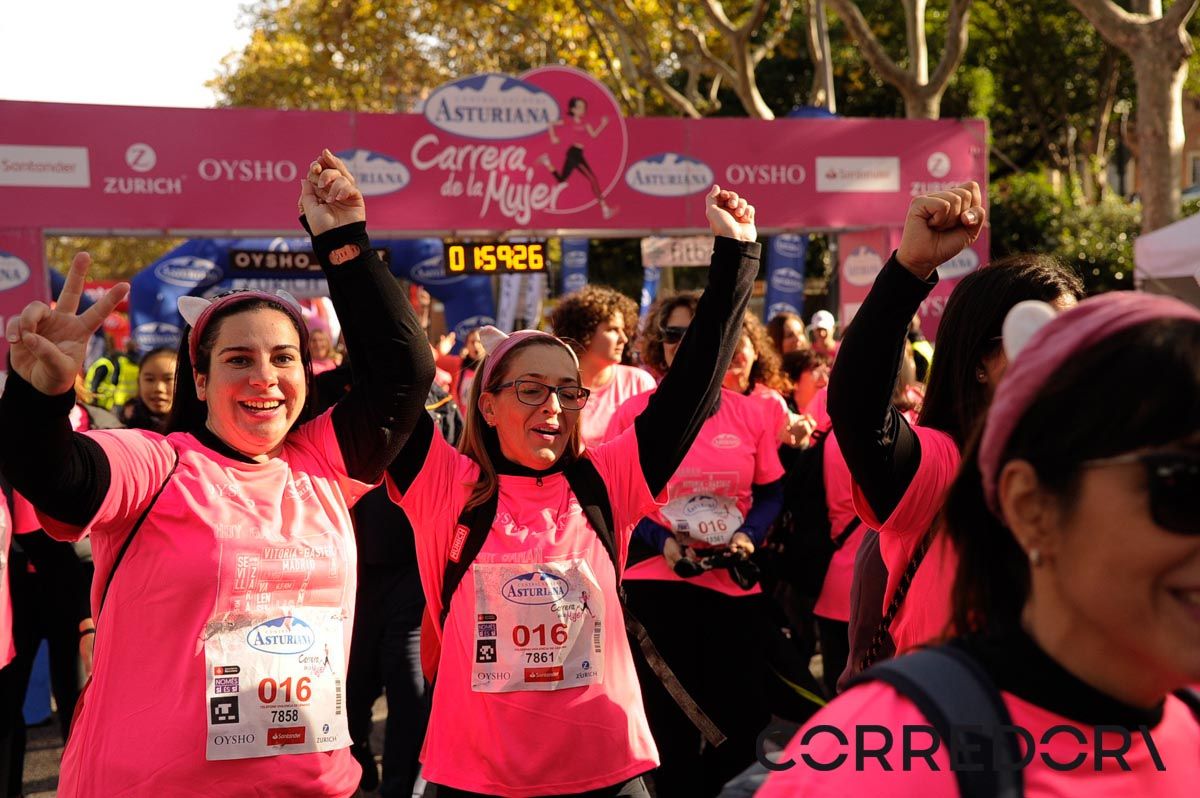 Llegada de la Carrera de la Mujer de Barcelona (ARCO DERECHO 117)