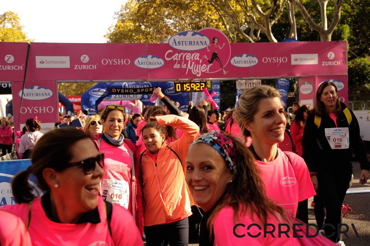 Llegada de la Carrera de la Mujer de Barcelona (ARCO DERECHO 117)