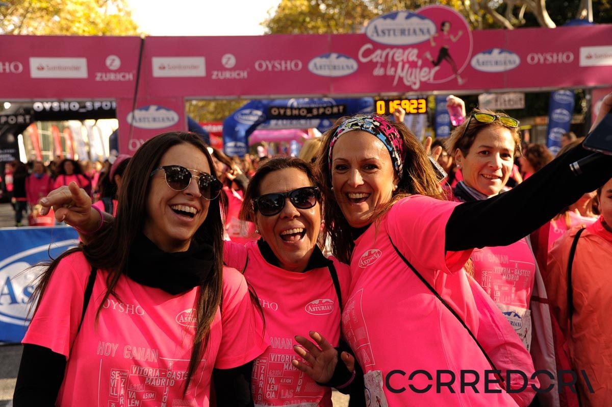 Llegada de la Carrera de la Mujer de Barcelona (ARCO DERECHO 117)