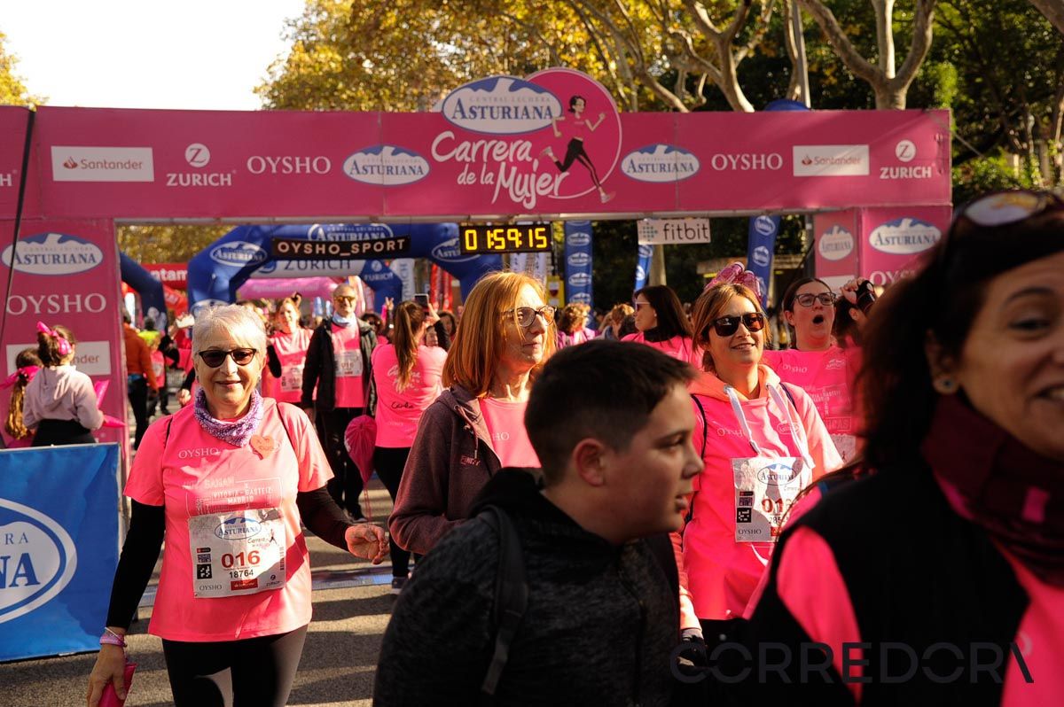 Llegada de la Carrera de la Mujer de Barcelona (ARCO DERECHO 117)