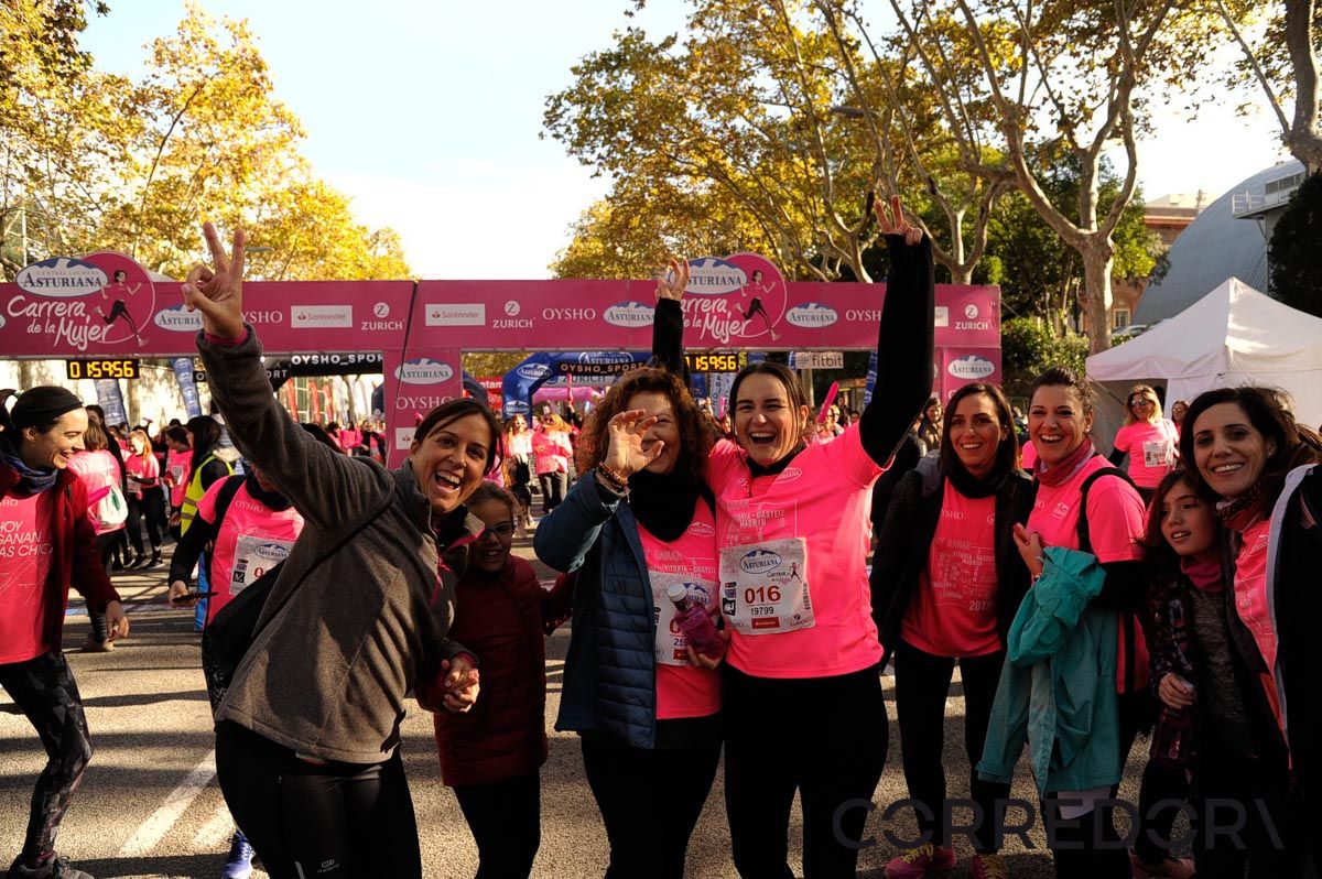Llegada de la Carrera de la Mujer de Barcelona (ARCO DERECHO 118)