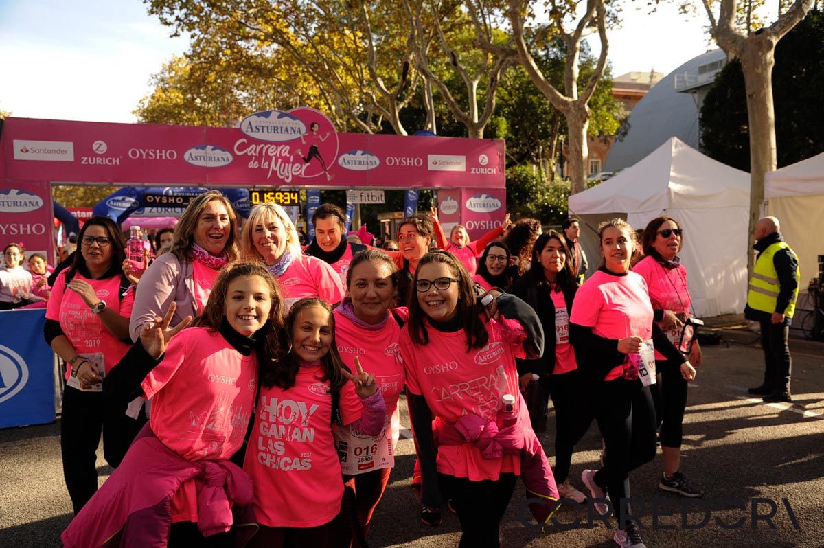 Llegada de la Carrera de la Mujer de Barcelona (ARCO DERECHO 117)