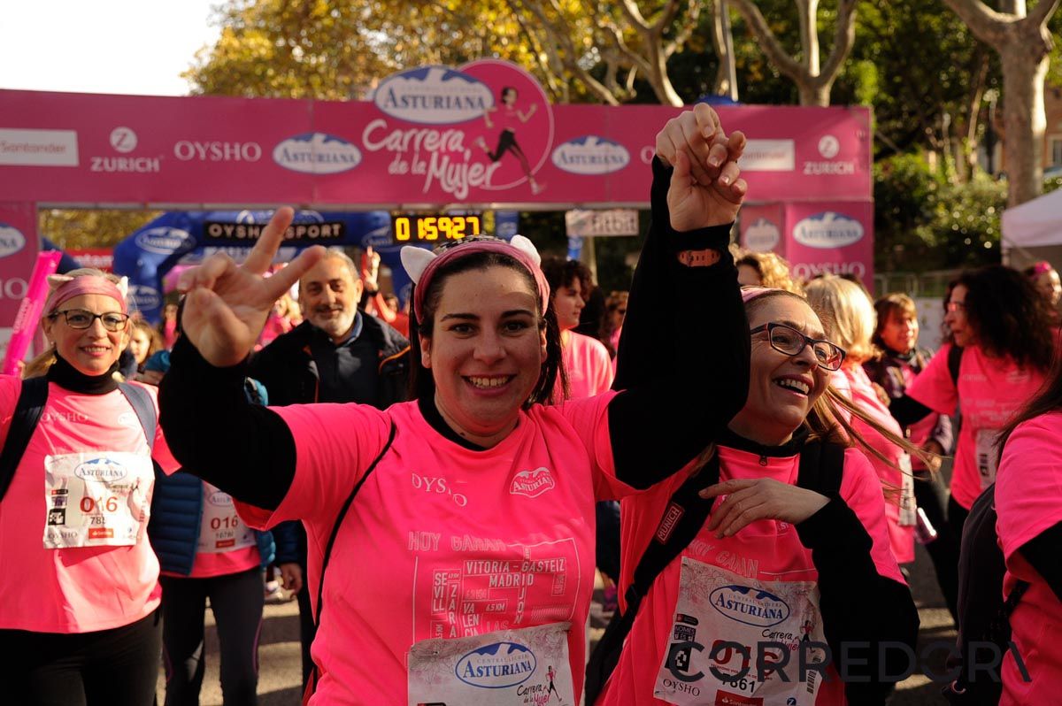 Llegada de la Carrera de la Mujer de Barcelona (ARCO DERECHO 117)