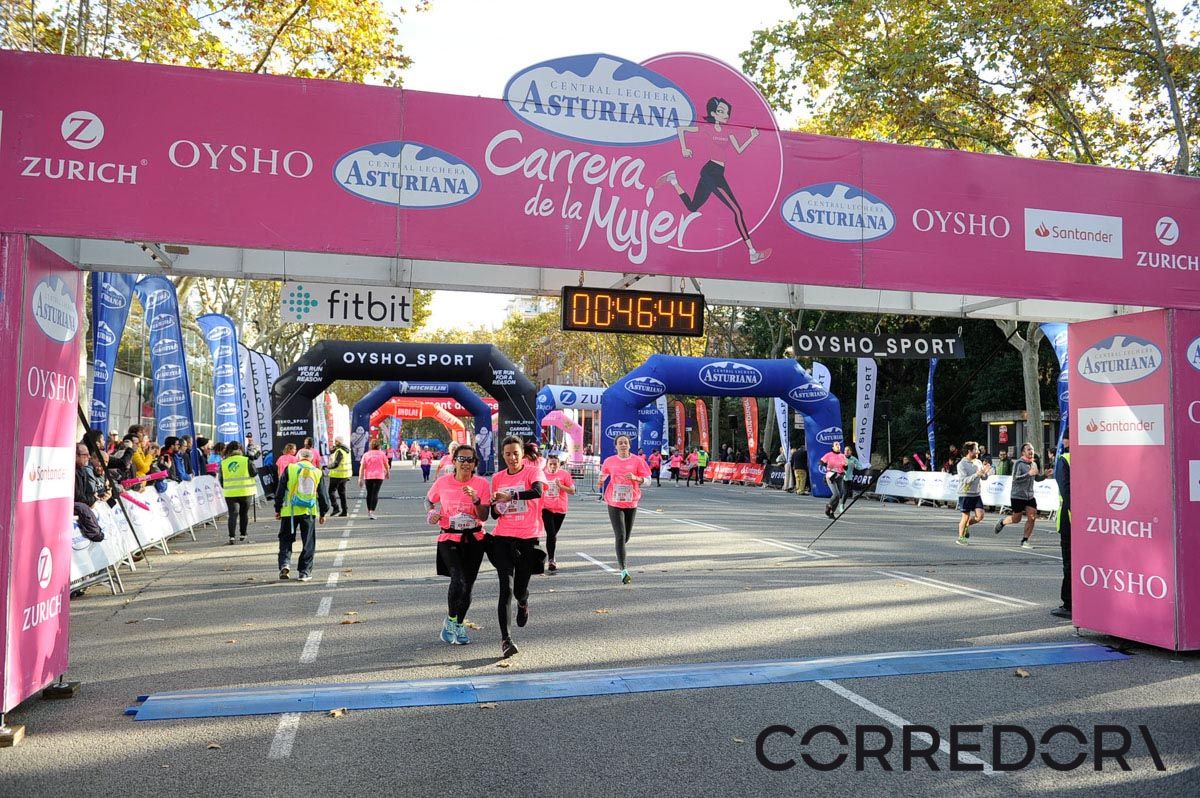 Llegada de la Carrera de la Mujer de Barcelona (ARCO IZQUIERDO 7)