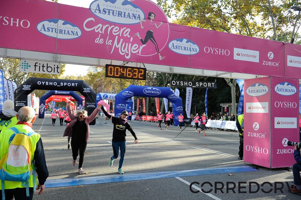 Llegada de la Carrera de la Mujer de Barcelona (ARCO IZQUIERDO 7)